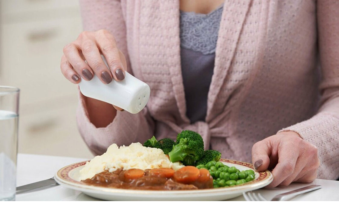 Población adulta de Costa Rica consume más del doble del valor de sal recomendado por la OMS
