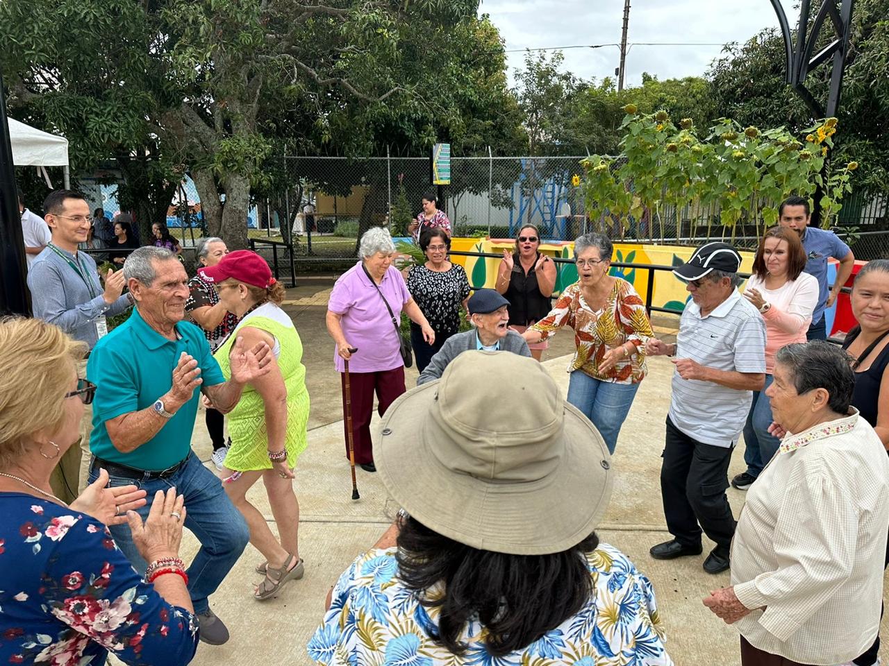 Costa Rica cuenta con 30 ciudades y comunidades amigables con las personas mayores Costa Rica cuenta con 30 ciudades y comunidades amigables con las personas mayores
