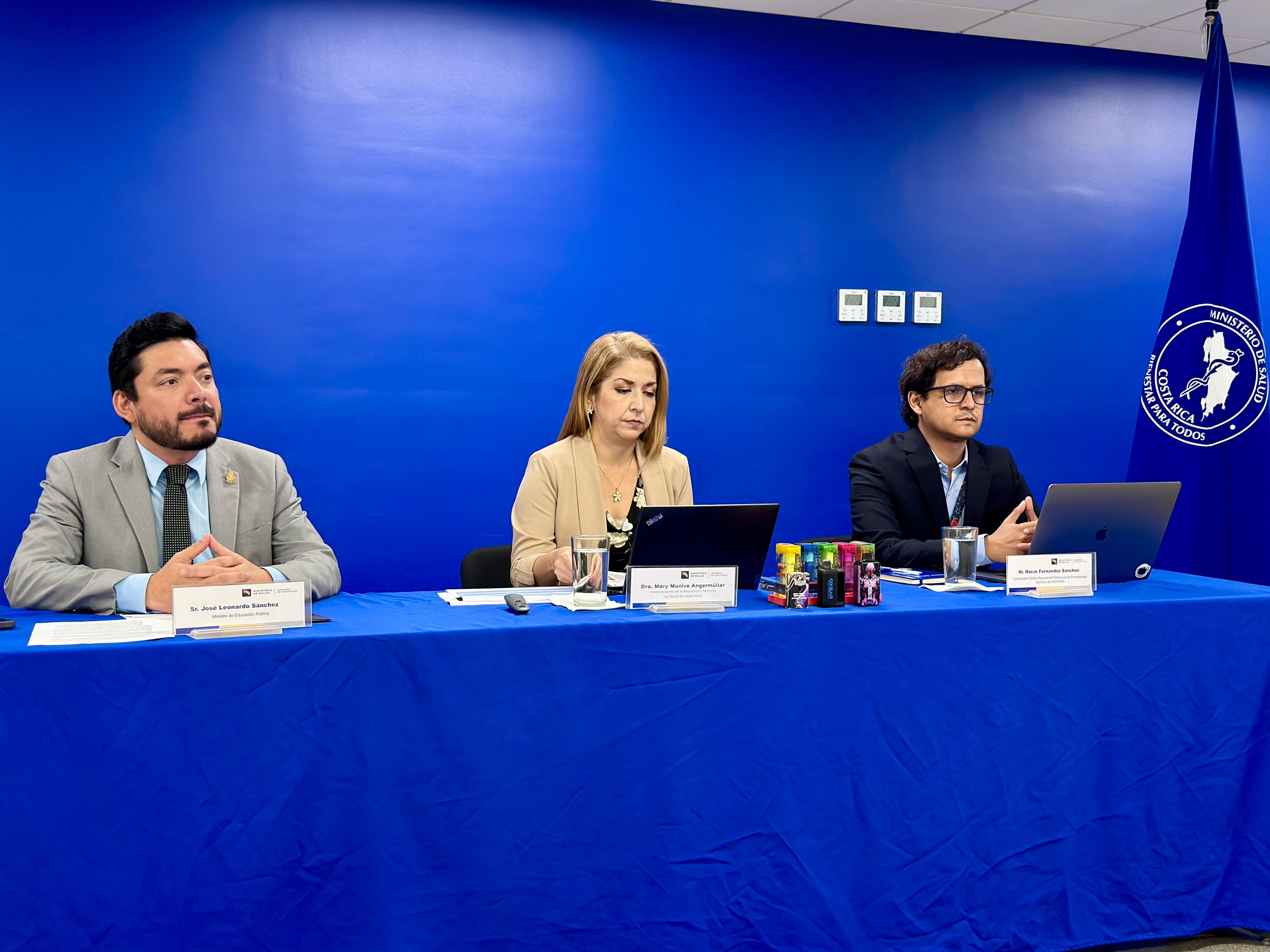 Estudio revela más de 50 sustancias dañinas en vapeadores Estudio revela más de 50 sustancias dañinas en vapeadores