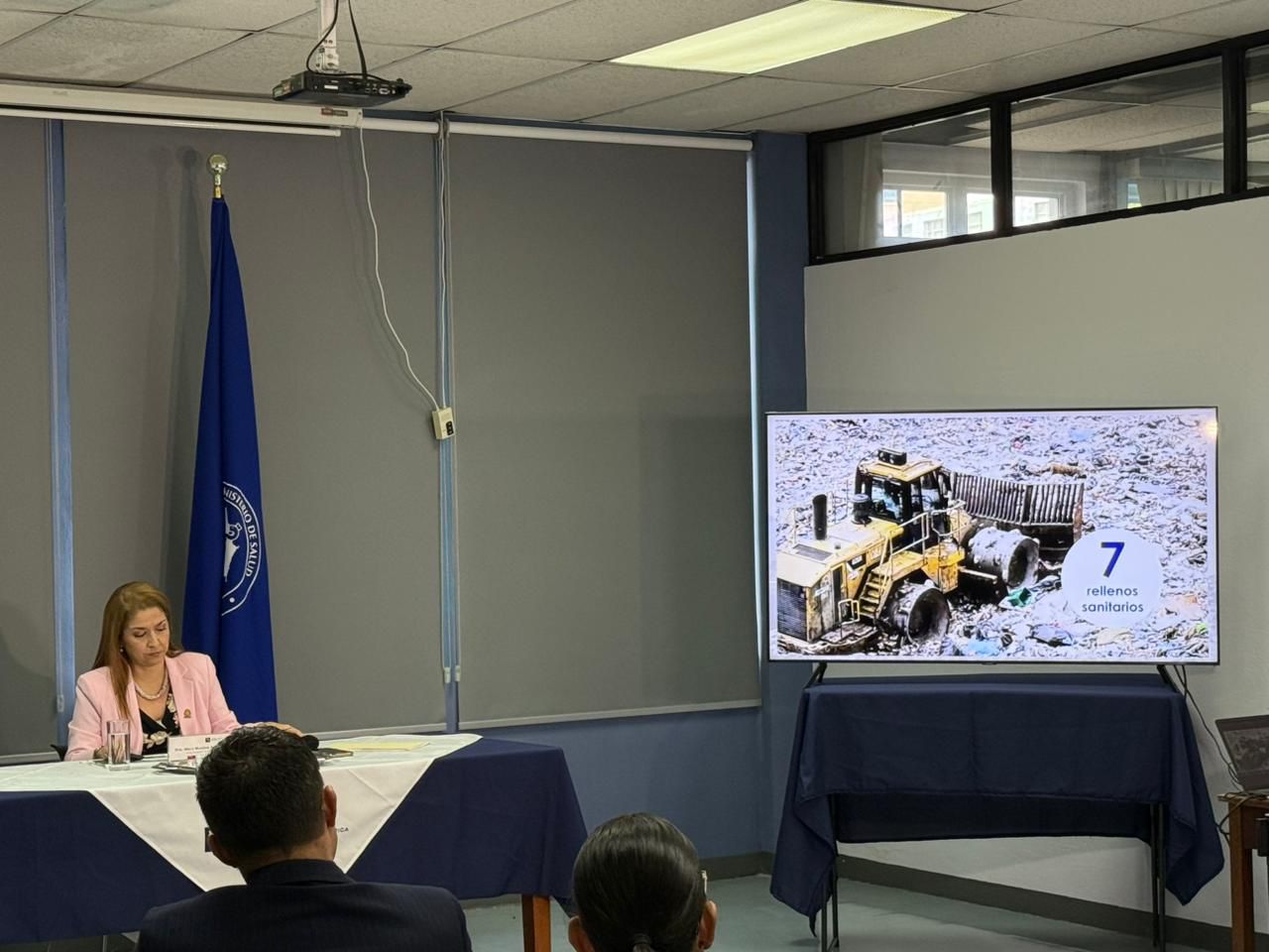 Costa Rica enfrenta un riesgo nacional por el cierre de rellenos sanitarios Costa Rica enfrenta un riesgo nacional por el cierre de rellenos sanitarios